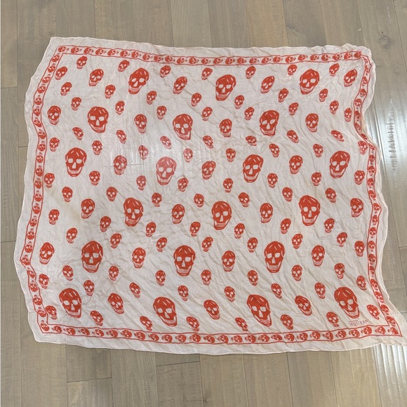 Alexander McQueen silk scarf - Picture 1 of 3